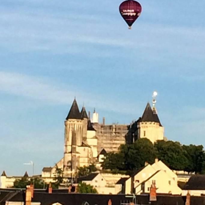 Cosy Flat 2 Eme Etage Vue Chateau Loire A Velo سوموور المظهر الخارجي الصورة